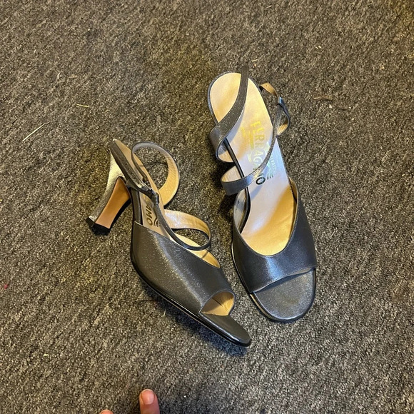 Ferragamo Silver Metallic Heels, size 8.5 - Picture 2 of 8